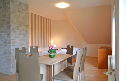 Schenkendobern Casa | Ferienwohnung Wiesenblick