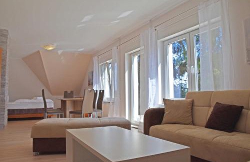 Schenkendobern Casa | Ferienwohnung Wiesenblick