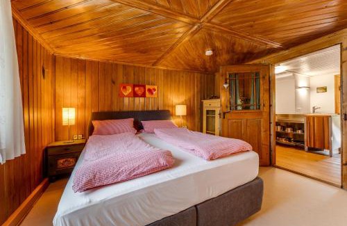 Gruenenbach Apartamento | Ferienwohnung Wiesengrün - uriger Hüttenstil