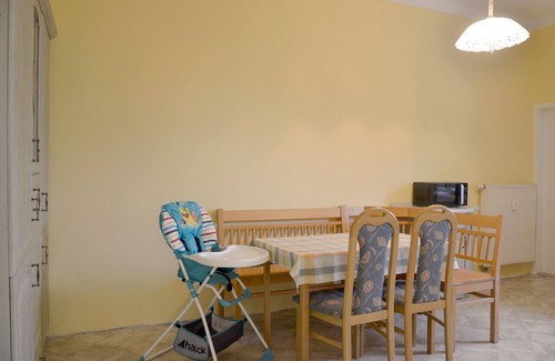 Schenkendobern Apartamento | Ferienwohnung Zum Dorfkrug - Ferienwohnung