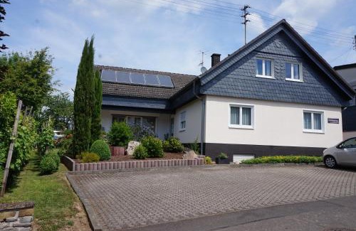 Zeltingen-Rachtig Apartamento | Ferienwohnungen Forneck