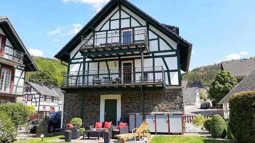 Einruhr Apartamento | Ferienwohnungen Rurseeblick