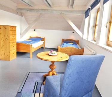 Ipsheim Apartamento | Ferienwohnungen Schuh