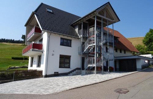 Unterkirnach Apartamento | Ferienwohnungen Schwarzwaldtraum