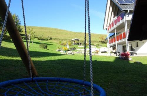 Unterkirnach Apartamento | Ferienwohnungen Schwarzwaldtraum