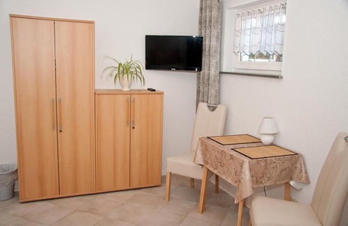 Burghausen-Rueckmarsdorf Apartamento | Ferienwohnungen Zeise
