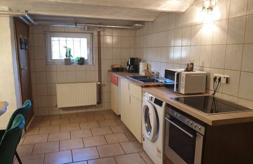 Neupetershain Nord Apartamento | Ferienzimmer 1 - Familyandbike