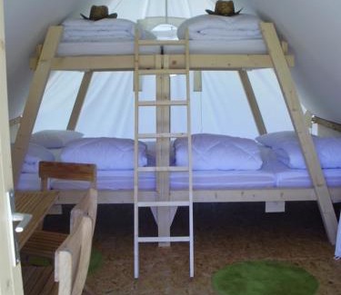 Saint-Nizier-du-Moucherotte Otro | Ferme Rony Camp des Découvreurs