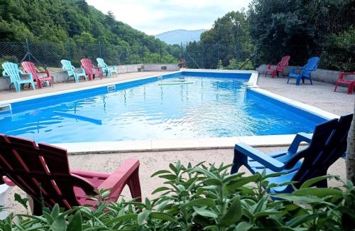 Saint-Pons-de-Thomieres Otro | Ferme Les Thérondels