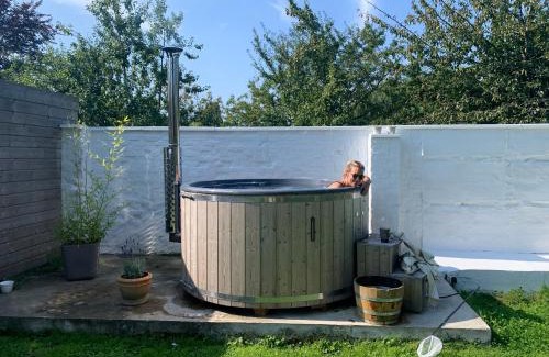 Moncheaux Casa | Ferme rénovée 300M2 La Casa JEB : Charme, Calme et Nature