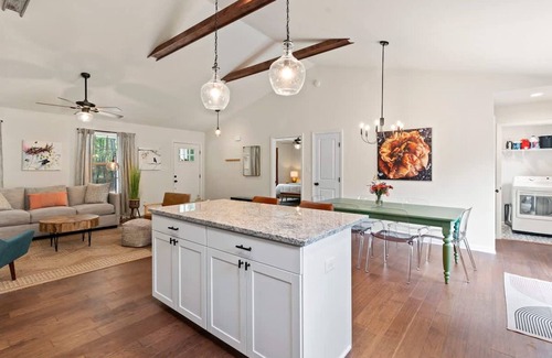 Cobham Casa | Fern Cottage - Family Home