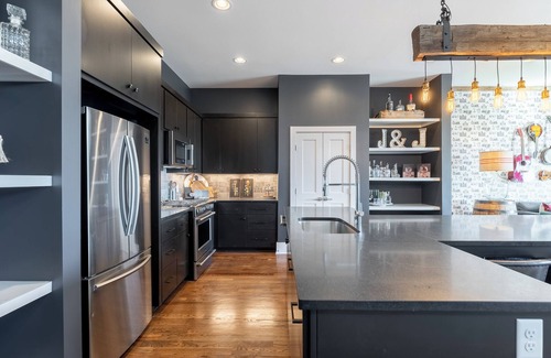 Talbot's Corner Casa | Fern Village - 4 Townhomes with Skyline Views