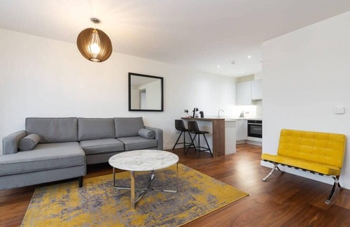 Dundrum Apartamento | Fernbank One Summary: