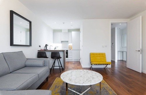 Dundrum Apartamento | Fernbank One Summary: