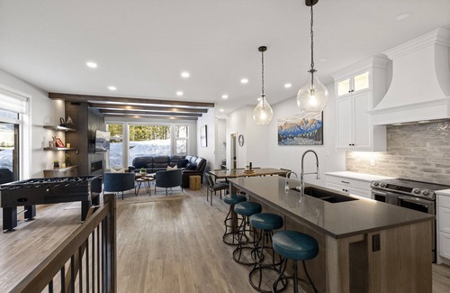 East Kootenay Casa | Fernie Alpine Resort Retreat | Swim Spa & Sauna A