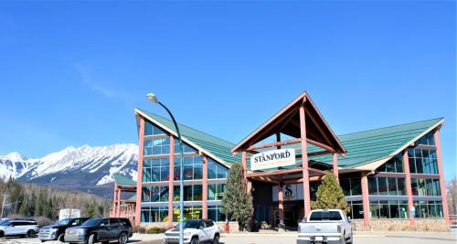 East Kootenay Hotel | Fernie Stanford Resort