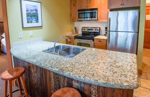 East Kootenay Condominio | Fernie - Timberline Lodges Juniper #620