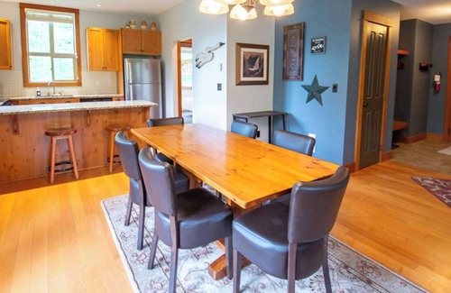 East Kootenay Condominio | Fernie - Timberline Lodges Juniper #629