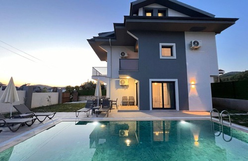 Fethiye Villa | Fethiye 4 bedrooms with 4 bathrooms Villa Lion 1