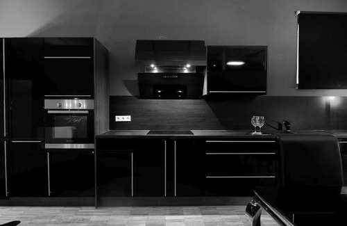 Schierstein Apartamento | Fetischhaus SM Apartment/Ferienwohnung Wiesbaden