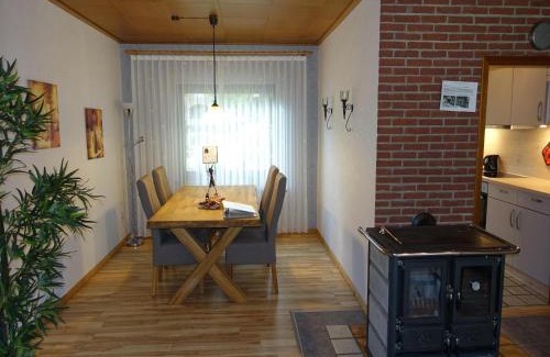 Feusdorf Casa | Feusdorf Forest Bungalow, cleaning included