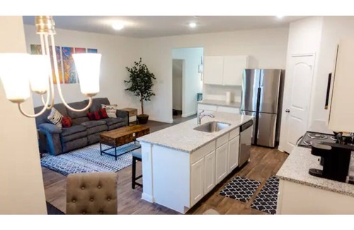 Montgomery Casa | Few Minutes From Lake Conroe and Community Lake