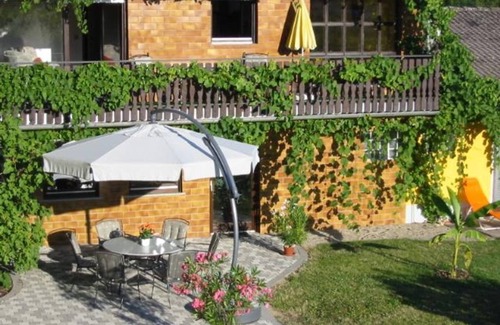 Schweigen-Rechtenbach Apartamento | Fewo-balkon - Ferienwohnung Weingut Cuntz Sonnenhof