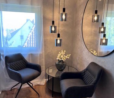 Bad Salzuflen Apartamento | FeWo by HD mit Parkplatz, Wallbox, Wintergarten