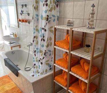 Dessau Apartamento | FeWo "Franzi" 5 Personen, zentrale Lage, Parkplatz