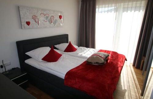 Kalzhofen Apartamento | FeWo Glockenstüble mit Schwimmbad und Sauna