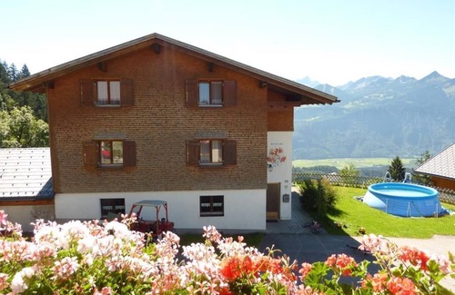 Ludesch Otro | Fewo Grüneck - Berghof Burtscher