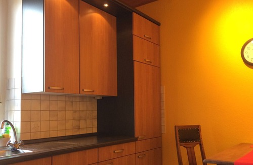 Unterluess Apartamento | FeWo Heide-Tour en la antigua casa del ferrocarril