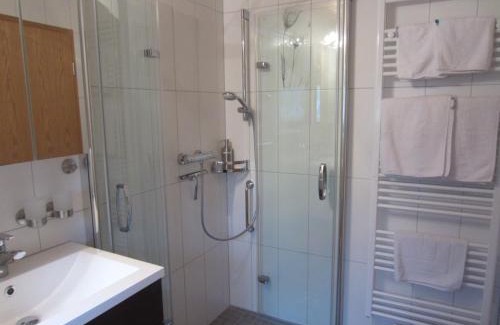Kallstadt Apartamento | FeWo im Studio Wintergarten