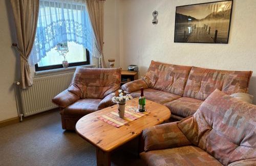 Molschow Apartamento | Fewo Mölschow auf Usedom mit einem Garten und W-Lan
