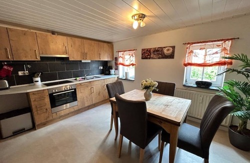 Grossschoenau Apartamento | Fewo Marie Modern & Rustikal mit Sauna