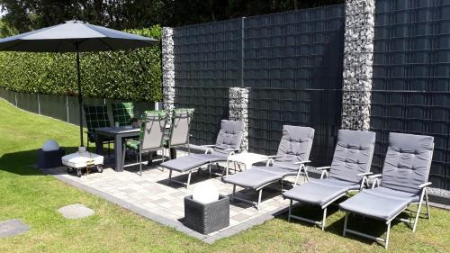 Mahren Apartamento | FeWo Meyer mit privatem Pool & Gartensauna