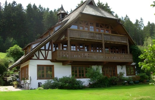 Sankt Georgen im Schwarzwald Apartamento | Apartamento de 100 m², 2 habitaciones para 4 personas