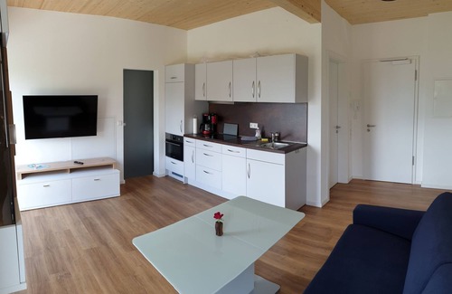 Unteruhldingen Apartamento | Fewo "neubau" 3.og, Barrierefrei, 36qm, 1 Schlafzimmer, 1 Wohn-/schlafbereich Max. 3 Personen