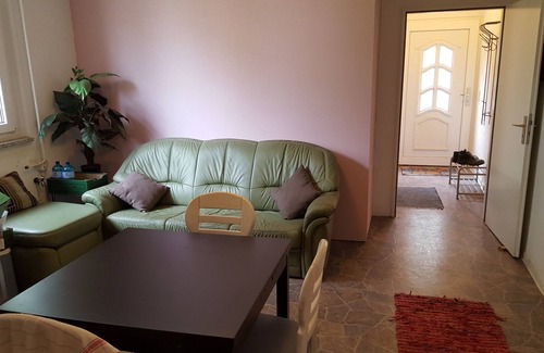 Neubeeren Casa | FEWO-NEUBEEREN 2 (2 rooms, 7 single beds)