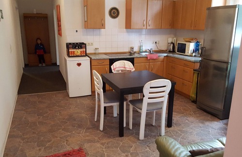 Neubeeren Casa | FEWO-NEUBEEREN 2 (2 rooms, 7 single beds)