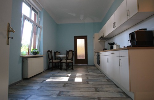 Neupetershain Nord Apartamento | Fewo Rhododendron - Familyandbike