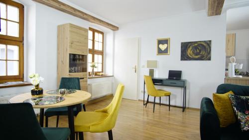 Altstadt Apartamento | FeWo Zeitreise
