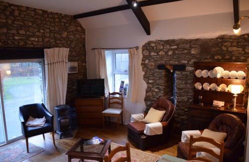 Llanpumsaint Casa | Fferm Y Felin