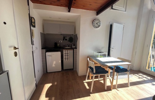 Rione XVIII Castro Pretorio Apartamento | Fiat top floor studio in downtown
