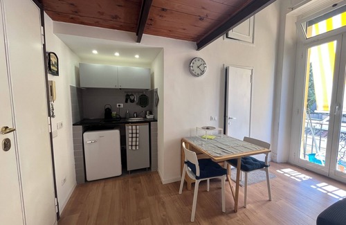 Rione XVIII Castro Pretorio Apartamento | Fiat top floor studio in downtown