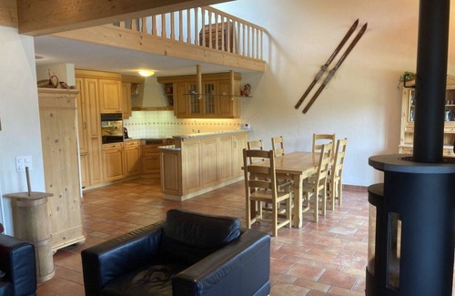Saanenmoeser Apartamento | Fichte (Sulliger) by Interhome