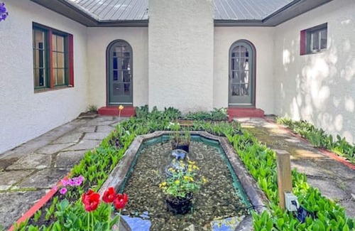 Nelson Casa | Fiddlers Green Lake Home