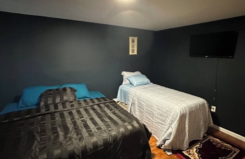 Irvington Casa | Fidelia Room