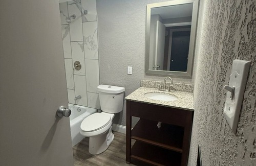 Fairmont Apartamento | Fieldstone Apartments & Studios