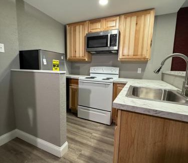 Fairmont Apartamento | Fieldstone Apartments & Studios